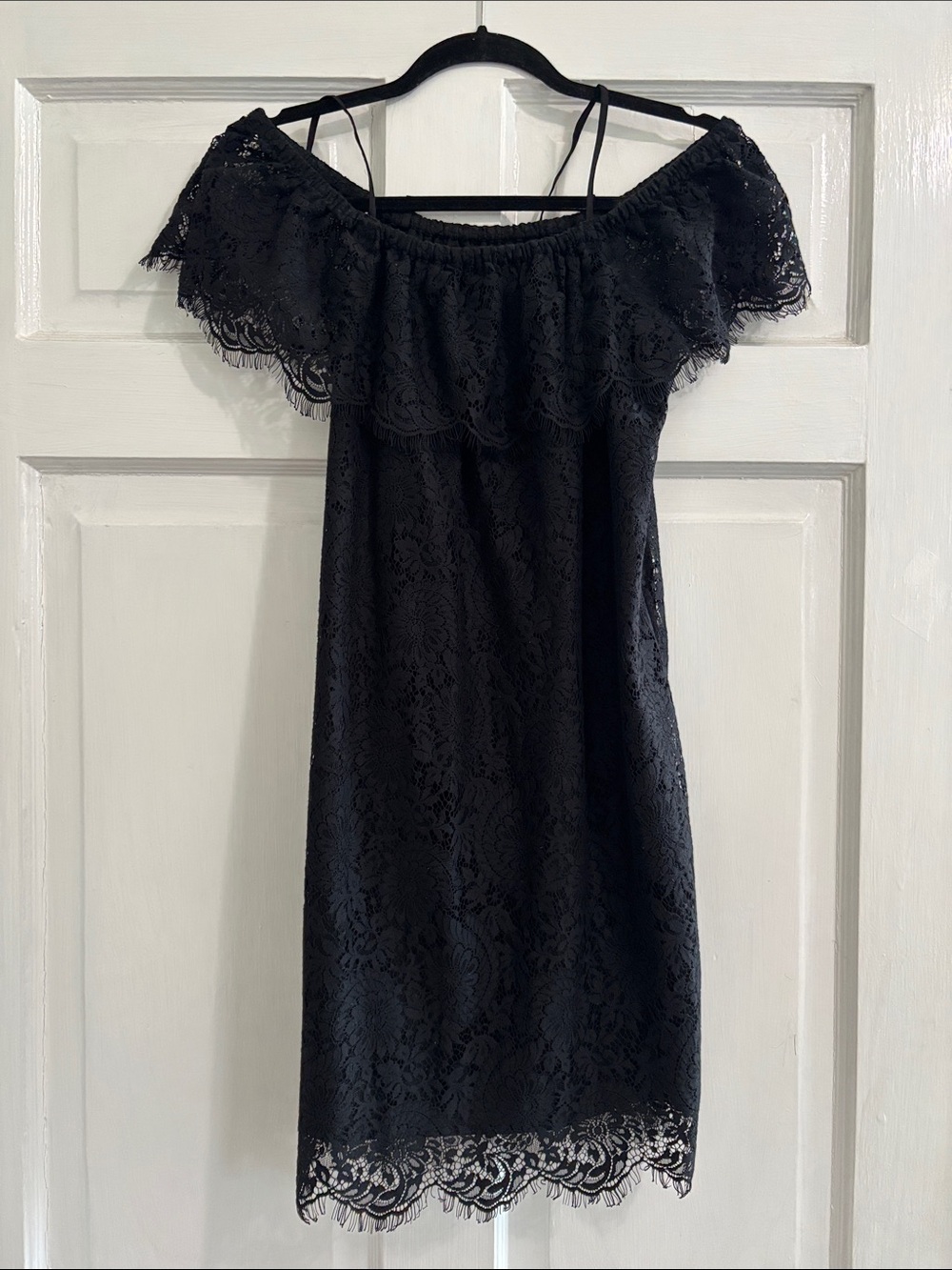 Madewell Black Off-Shoulder Lace Mini Dress